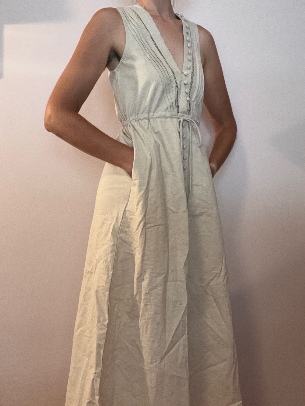 Unique Sleeveless V-Neck Oatmeal Linen Maxi Dress with Button Front - Picture 2 of 8